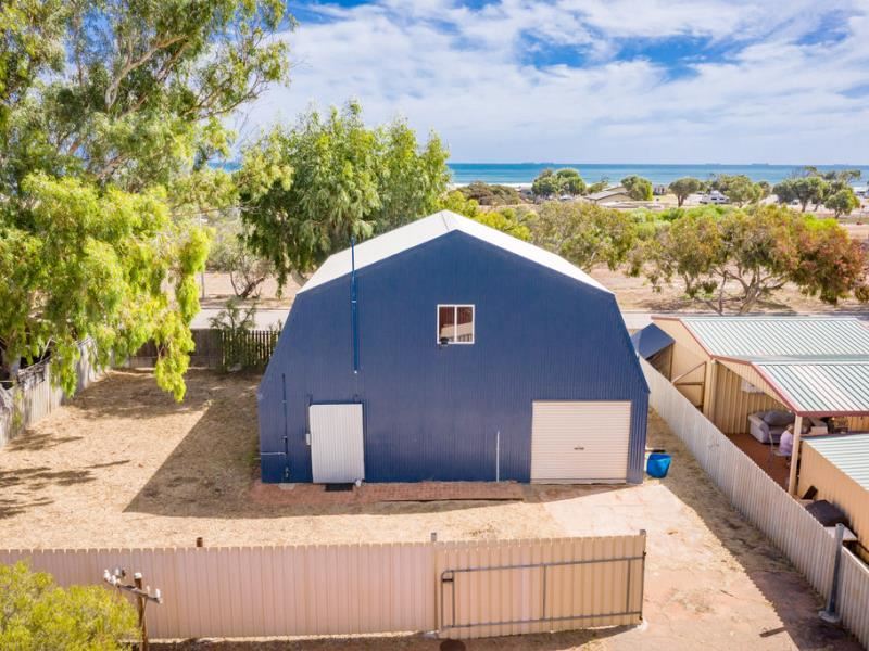 11 Centaur Road, Sunset Beach WA 6530