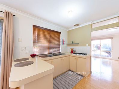 8/25 Aerial Place, Morley WA 6062