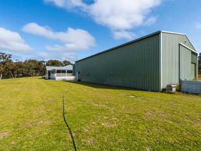 7 Yalgorup Drive, Bouvard WA 6211