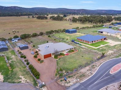 94 Rangeview Loop, Serpentine WA 6125