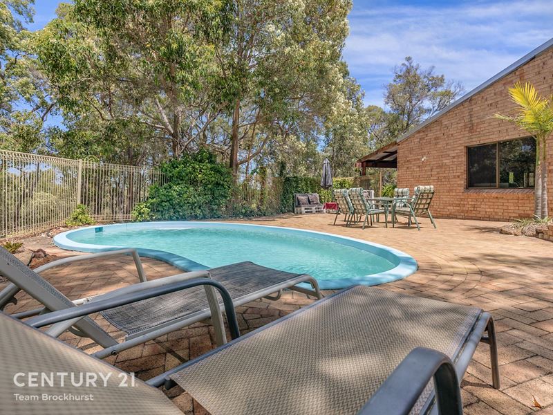 42 Wallangarra Drive, Bedfordale WA 6112