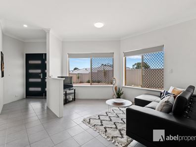 2/25 Montrose Street, Lynwood WA 6147