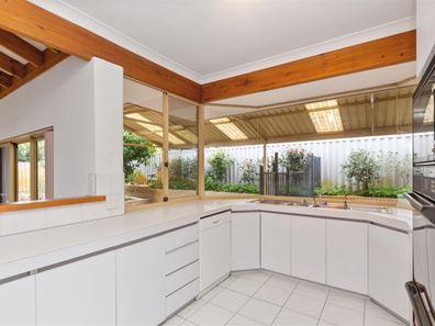 3 Harlock Close, Murdoch WA 6150