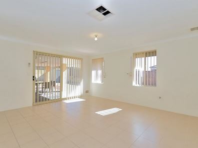 15 Hedlow Way, Ellenbrook WA 6069