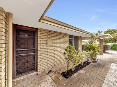 1/10 Merope Close, Rockingham WA 6168