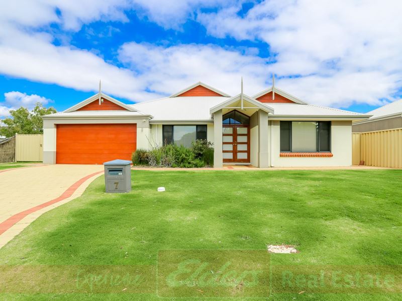 7 McKenzie Crescent, Dalyellup WA 6230