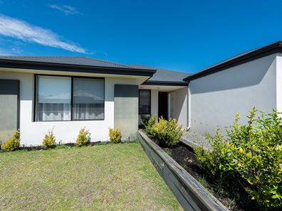 6 Wentworth Heights, Meadow Springs WA 6210