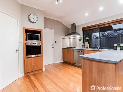 8 Delaporte Turn, Baldivis WA 6171