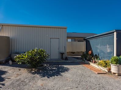 6 Mitchell Heights, Dongara WA 6525