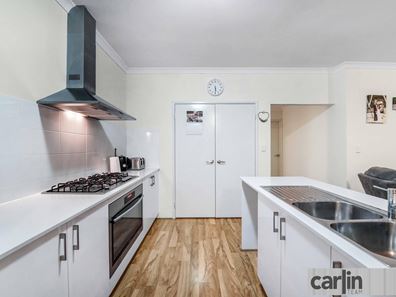 4 Canunda Approach, Wandi WA 6167