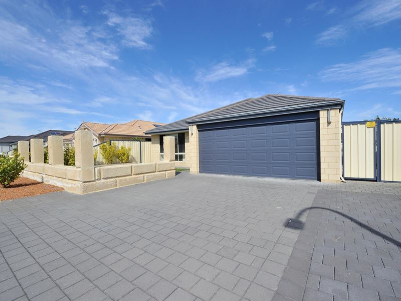 46 Centennial Avenue, Bertram