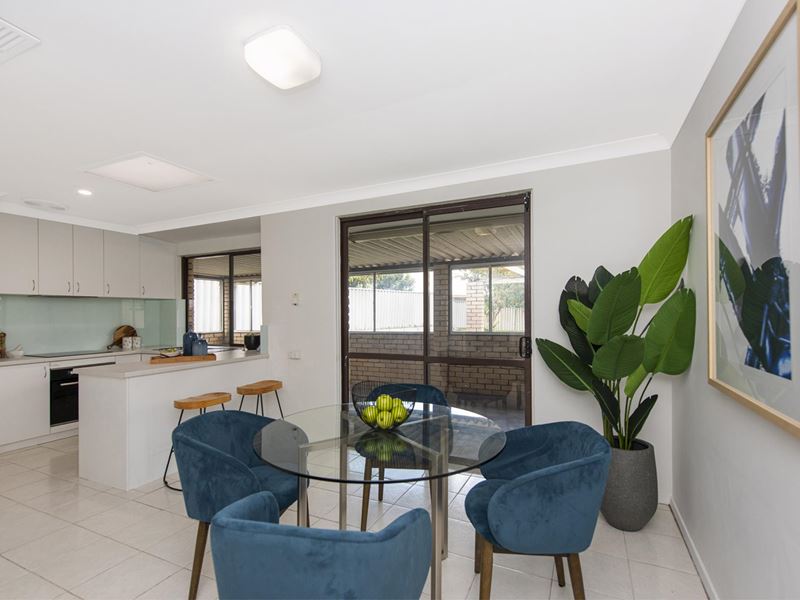 six Drive, Canning Vale WA 6155