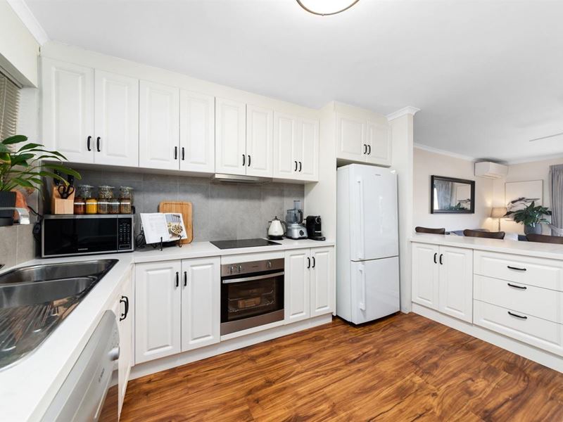 2/70 Stockdale Crescent, Wembley Downs
