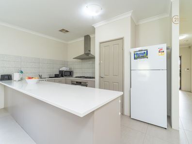 11 Denby Street, Wilson WA 6107