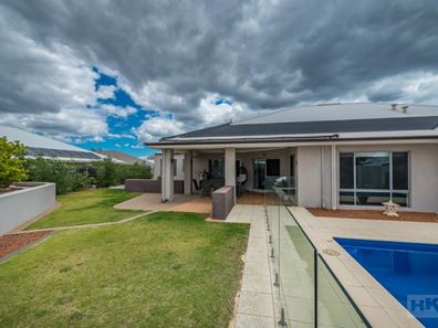 32 Adlington Way, The Vines WA 6069