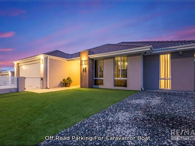 15 Roundhouse Parade, Jindalee WA 6036