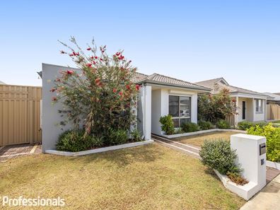 16 Guraga Way, Byford WA 6122