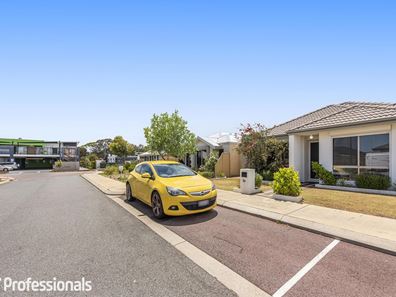 16 Guraga Way, Byford WA 6122