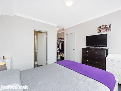 16 Guraga Way, Byford WA 6122