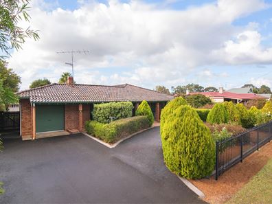 1 Georgette Drive, Margaret River WA 6285