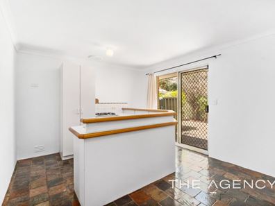 4/33 Holmesdale Road, Woodbridge WA 6056