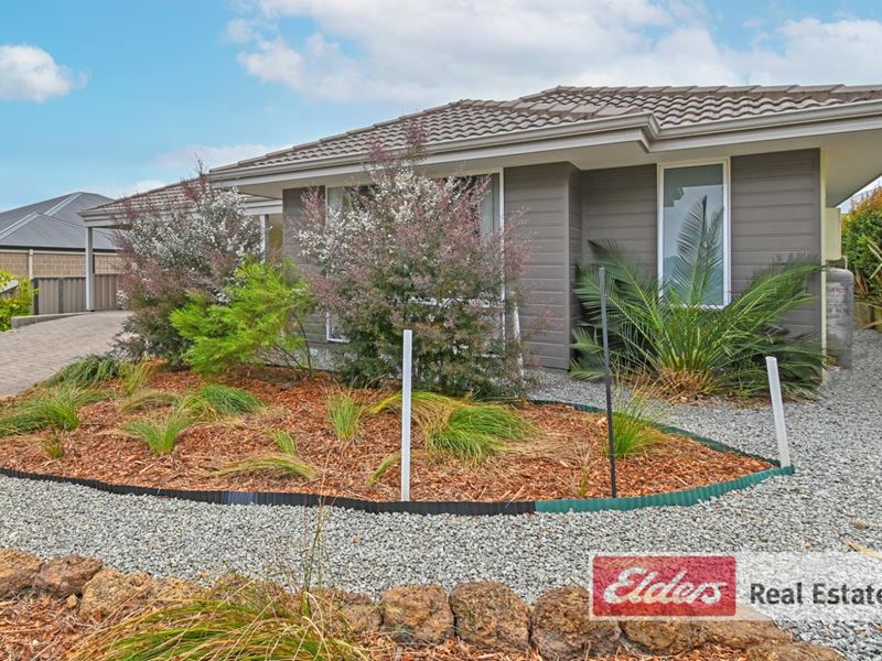 32 Greyhound Circle, Gledhow
