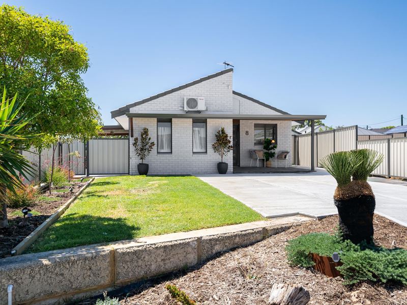 8 Evans Place, Padbury WA 6025