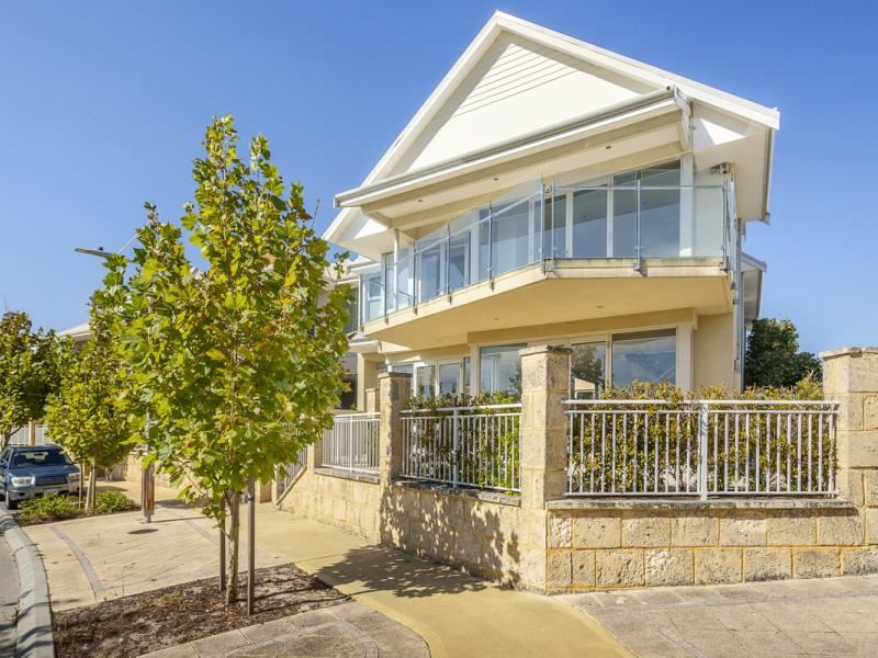8 Oahu Gardens, Hillarys