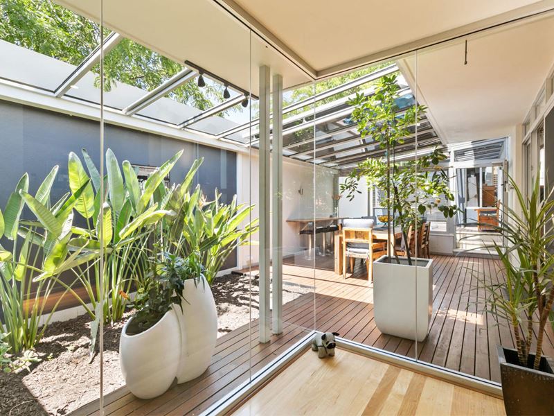 107 Salvado Road, Subiaco