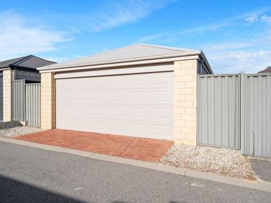 5 Cochrane Loop, Aveley WA 6069