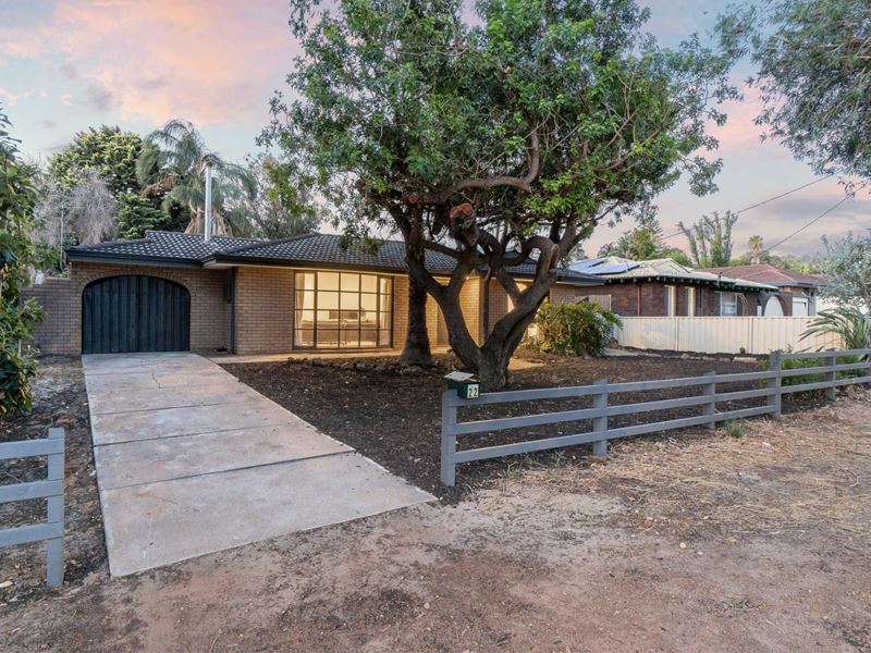 22 Glyde Road, Lesmurdie WA 6076