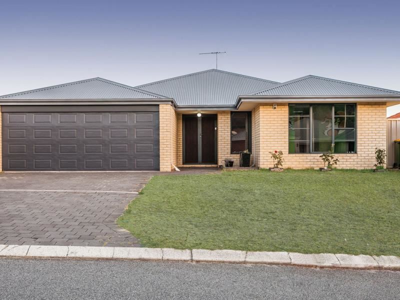 16 Charlton Way, Bertram