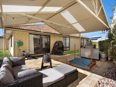 18 Waring Heights, Baldivis WA 6171