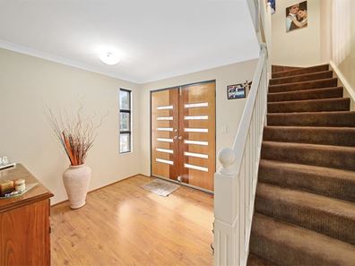 14 Parkview Drive, Southern River WA 6110