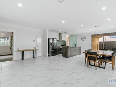 5 Ullswater Chase, Aveley WA 6069