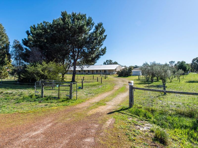 62 Tranquil Retreat, Barragup