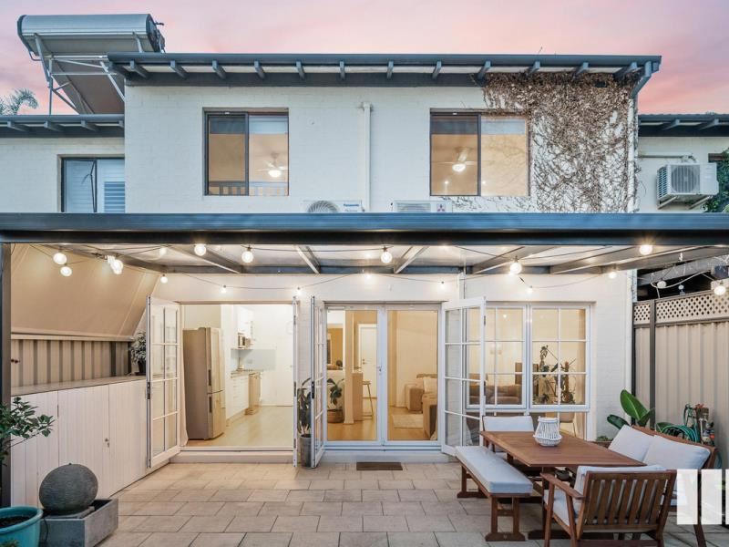12/11 South Terrace, Como