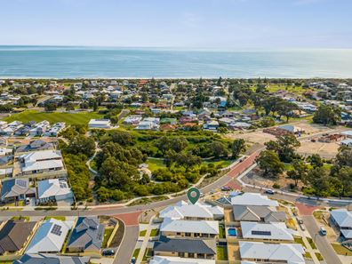 12 Cubana Parkway, Madora Bay WA 6210