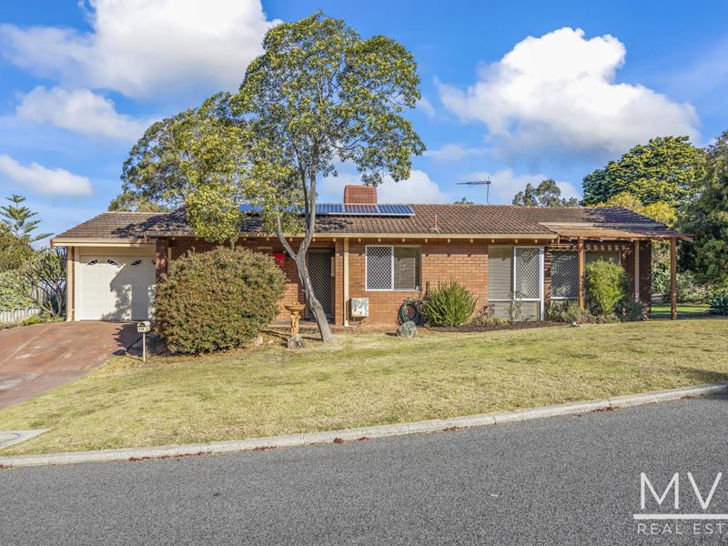 23A Moore Gardens, Kardinya