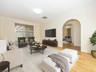 23A Moore Gardens, Kardinya WA 6163