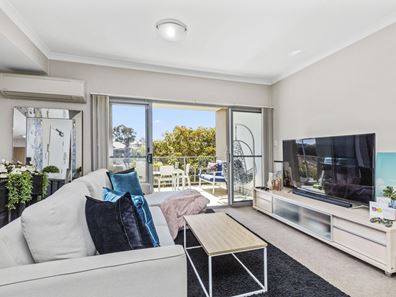 21/105 Wentworth Parade, Success WA 6164