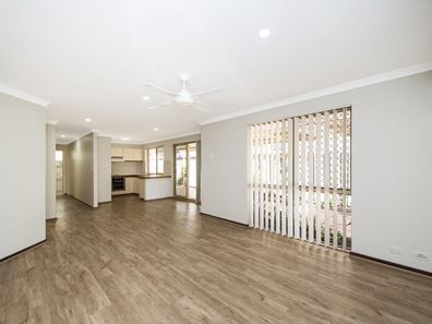 4/33 Tuckey Street, Mandurah WA 6210