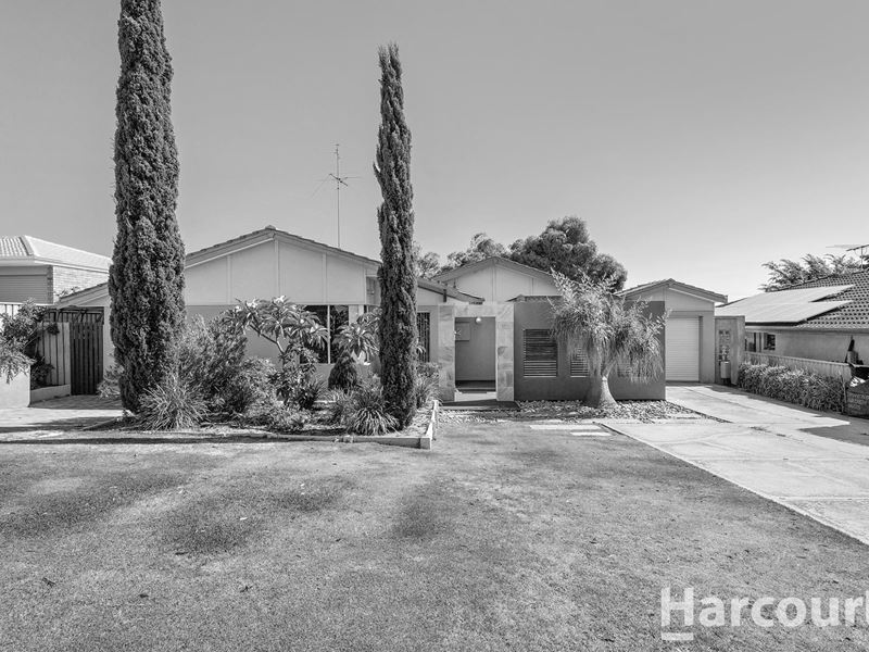 2 Barkley Place, Halls Head WA 6210