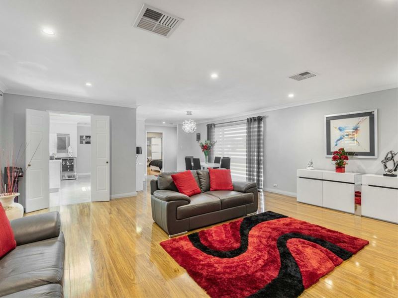 1 Blight Court, Kingsley