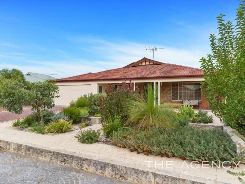 6 Claret Ash Court, Helena Valley WA 6056