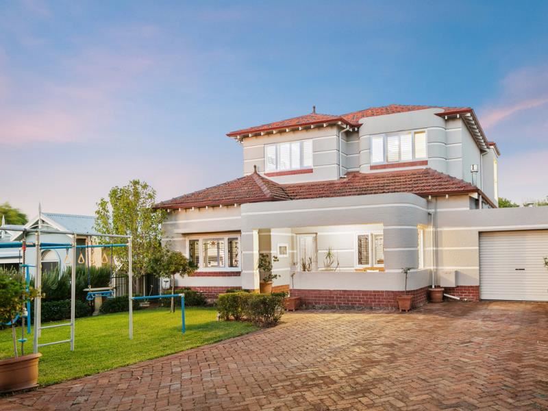 114 Essex Street, Wembley WA 6014