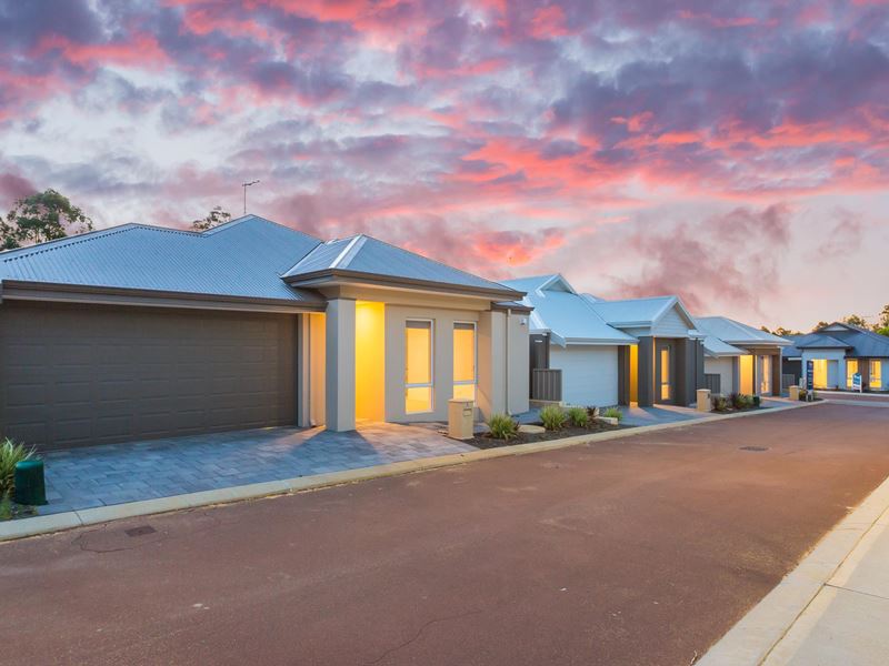 16 Vigneta Place, Kelmscott