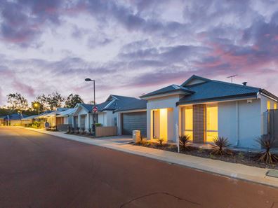 16 Vigneta Place, Kelmscott WA 6111