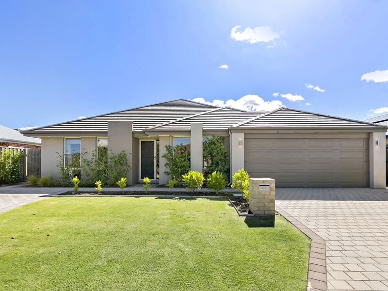 24 Kedleston Link, The Vines