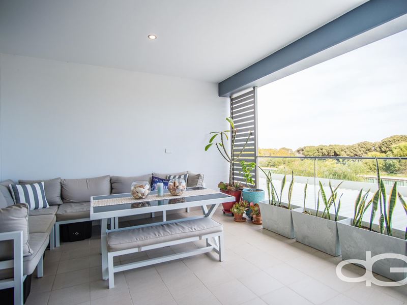 3/13 O'Connor Close, North Coogee
